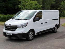 White Used 2022 Renault Trafic Business Van | £14,995 (Good price)