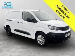 White Used 2022 Peugeot Partner Premium MPV | £7,400 (Fair price)