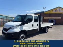 White Used 2022 Iveco Daily Sedan | £14,995 (Super price)