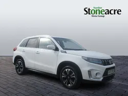 White Used 2023 Suzuki Vitara SZ5 SUV | £15,995 (Fair price)