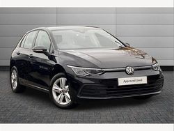 Black Used 2022 VW Golf VIII Life Hatchback | £16,067 (Fair price)