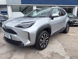 Used 2022 Toyota Yaris Hybrid Design SUV | £17,490 (Good price)