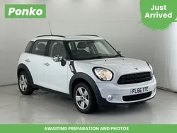 White Used 2016 Mini One Countryman SUV | £8,680 (A bit pricey)