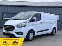 White Used 2018 Ford Transit Custom Trend Van | £9,250 (Fair price)
