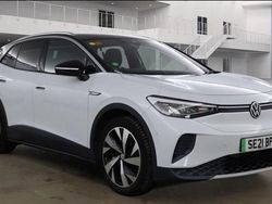 White Used 2021 VW ID.4 Pro Performance SUV | £16,995 (Fair price)