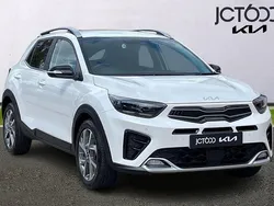 White Used 2024 Kia Stonic 4 SUV | £18,640 (Fair price)