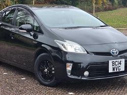 Black Used 2023 Toyota Prius Sedan | £6,295 (Good price)