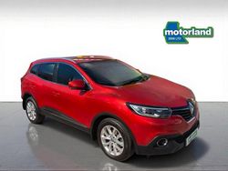 Red Used 2017 Renault Kadjar Dynamique SUV | £9,999 (A bit pricey)