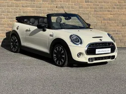 White Used 2021 Mini Cooper S Exclusive Hatchback | £20,990 (Fair price)