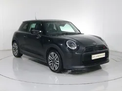 Black Used 2024 Mini Cooper S Hatch Hatchback | £25,990 (Fair price)