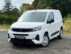 White Used 2024 Vauxhall Combo MPV | £14,300 (Fair price)