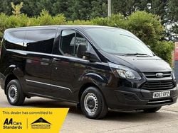 Black Used 2018 Ford Transit Custom | £9,490 (Fair price)