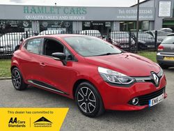Red Used 2016 Renault Clio IV Dynamique Hatchback | £7,500 (Fair price)