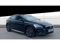 Black Used 2018 Volvo V40 CC Plus Estate | £9,495 (Fair price)