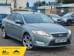 Grey Used 2006 Ford Mondeo Ghia Hatchback | £2,490 (Expensive)