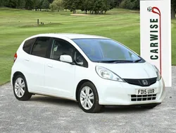 White Used 2015 Honda Jazz ES Hatchback | £9,000 (Fair price)