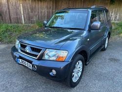 Grey Used 2005 Mitsubishi Shogun Elegance SUV | £3,500