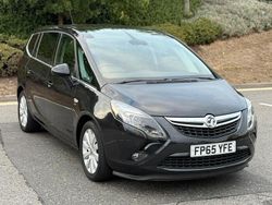 Black Used 2016 Vauxhall Zafira Elite MPV | £4,295 (Good price)