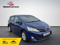 Blue Used 2015 Toyota Verso MPV | £6,300 (Fair price)