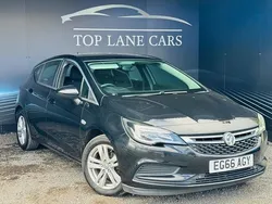 Black Used 2017 Vauxhall Astra Hatchback | £5,395 (Fair price)
