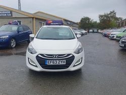 White Used 2014 Hyundai i30 Active Hatchback | £2,995 (Fair price)