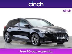 Black Used 2018 Ford Focus ST-Line Hatchback | £9,999 (Fair price)
