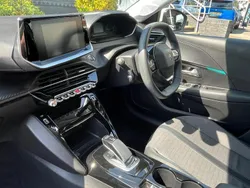 White Used 2021 Peugeot e-208 Allure Hatchback | £12,495 (Fair price)