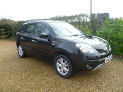 Black Used 2010 Renault Koleos Dynamique SUV | £3,295