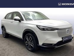 Platinum white Used 2024 Honda HR-V Advance SUV | £25,487 (Fair price)