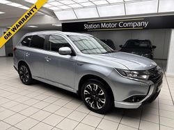 Silver Used 2018 Mitsubishi Outlander P-HEV Estate | £10,999 (Fair price)