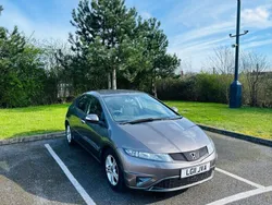 Silver Used 2011 Honda Civic SE Hatchback | £5,000 (Fair price)