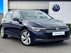 Blue Used 2020 VW Golf VII Style Hatchback | £16,959 (Fair price)