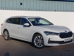 White Used 2024 Skoda Superb SE L Estate | £26,998 (Fair price)