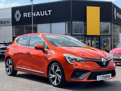 Orange Used 2020 Renault Clio V RS Line Hatchback | £13,094 (Fair price)
