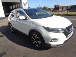 White Used 2018 Nissan Qashqai Tekna SUV | £10,395 (Fair price)