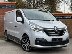 Silver Used 2020 Renault Trafic Van | £16,794 (Fair price)