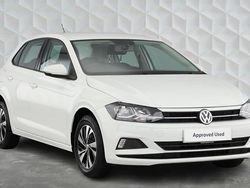White Used 2018 VW Polo SE Hatchback | £10,675 (Fair price)