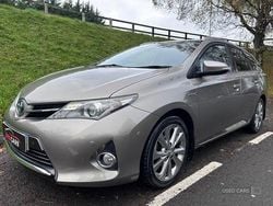 Used 2013 Toyota Auris Touring Sports Estate | £8,895 (Fair price)