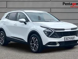 White Used 2024 Kia Sportage 2 SUV | £27,998 (Good price)