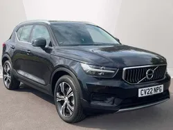 Onyx black Used 2022 Volvo XC40 Inscription SUV | £25,389 (Fair price)