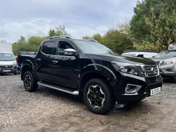 Black Used 2020 Nissan Navara Tekna Pickup | £14,994 (Good price)