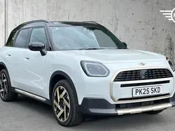 White New 2025 Mini Countryman SUV | £33,699 (Fair price)