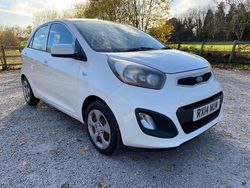 White Used 2014 Kia Picanto Hatchback | £3,590 (Good price)