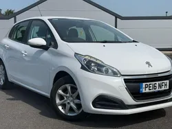 White Used 2016 Peugeot 208 Active Hatchback | £4,449 (Fair price)