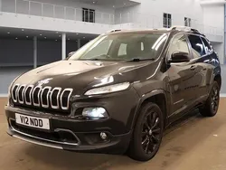 Black Used 2017 Jeep Cherokee Overland SUV | £12,999 (Fair price)