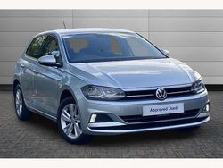 Reflex silver Used 2018 VW Polo SE Hatchback | £13,050 (Fair price)