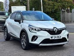 White Used 2024 Renault Captur Techno SUV | £19,450 (Fair price)