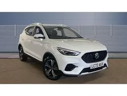 White Used 2022 MG ZS Excite Sedan | £11,877 (Fair price)
