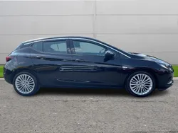 Black Used 2019 Vauxhall Astra Elite Hatchback | £10,110 (Fair price)