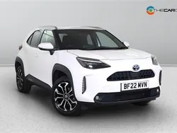 White Used 2022 Toyota Yaris Design Hatchback | £19,975 (Expensive)